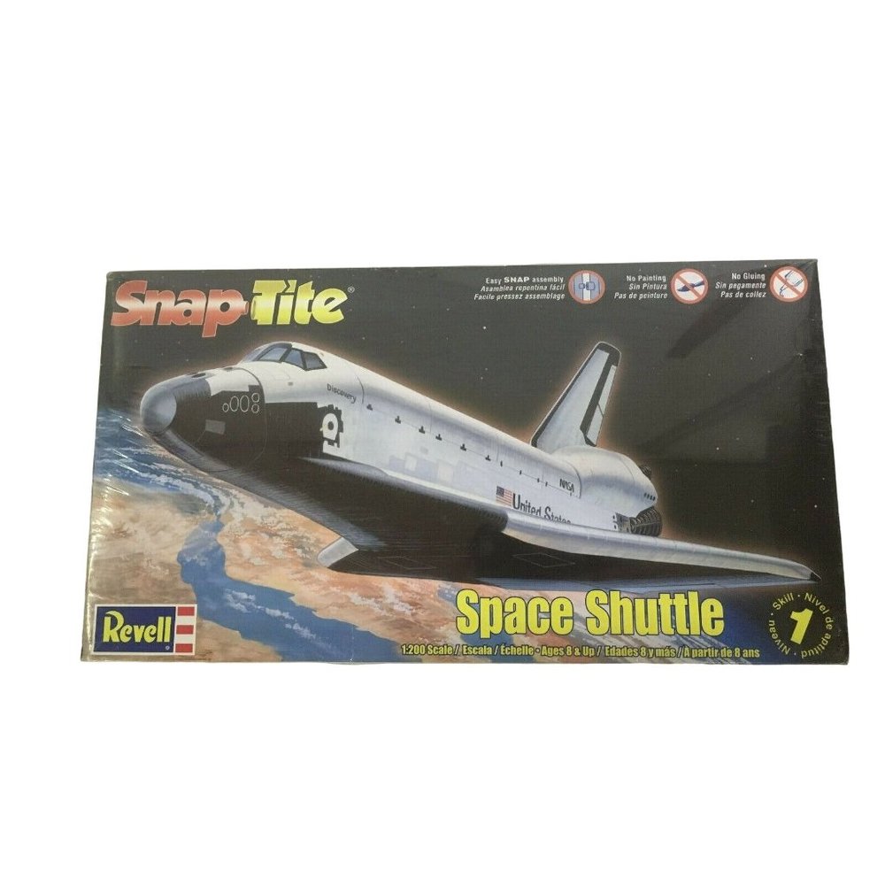 REVELL Snap Tite SPACE SHUTTLE Skill-1 Model Kit 1:200 Scale New